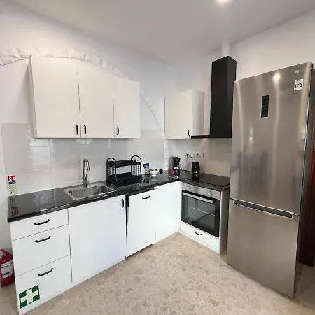One-bedroom Maisonette Lejlighed *