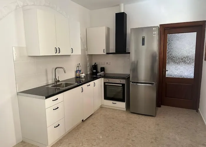 One-bedroom Maisonette Apartment *